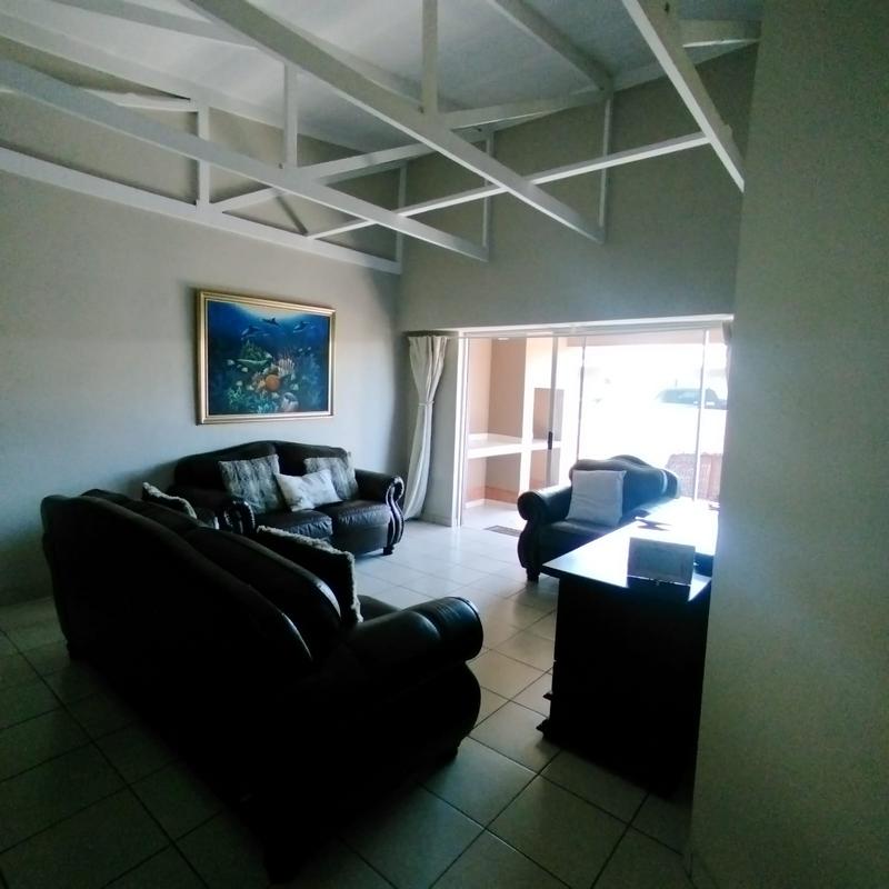 To Let 3 Bedroom Property for Rent in Waterval East North West